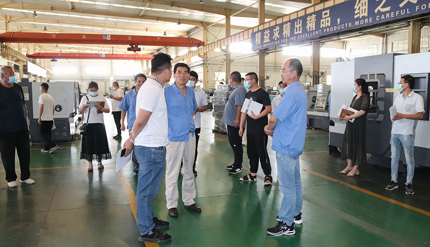  高新區(qū)數(shù)十家規(guī)模以上工業(yè)企業(yè)來(lái)我司參觀學(xué)習(xí)