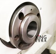  我廠為客戶定制大孔徑6150數(shù)控車(chē)床